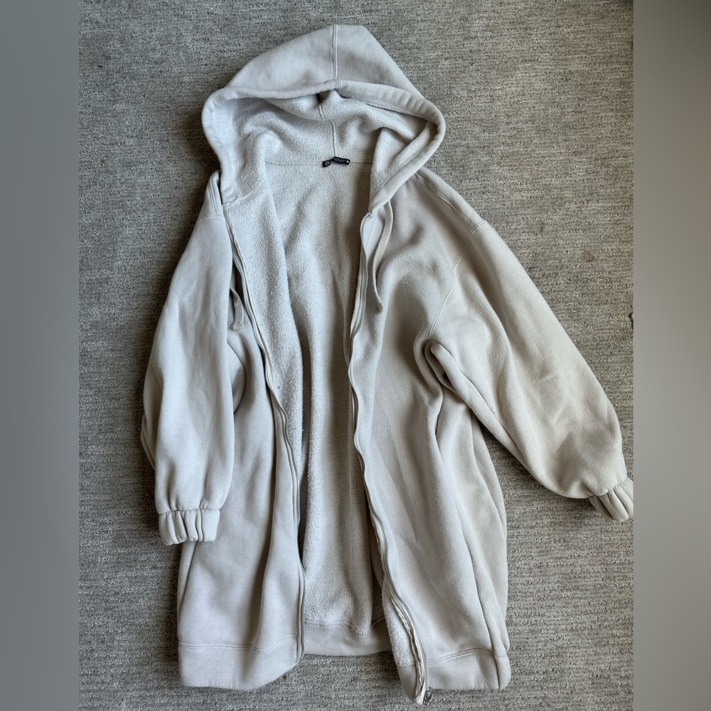 oversized zip up
